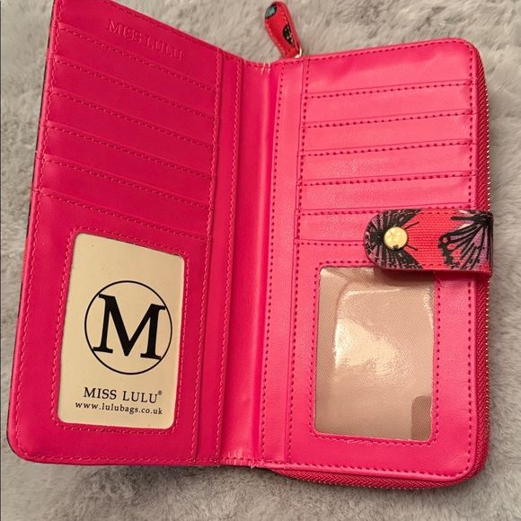 Accessories - Pink Wallet